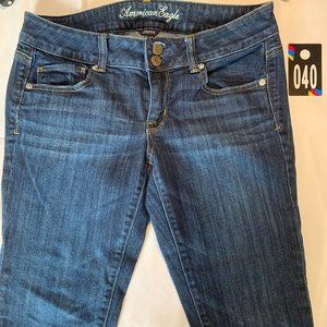 AE Artist Stretch Crop Jeans Indigo Sz. 8 - 040